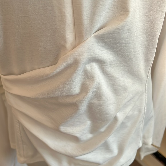 Athleta long sleeved top size L. - Picture 3 of 8